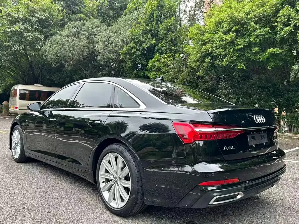Audi A6L 2022 из CN, фото 7