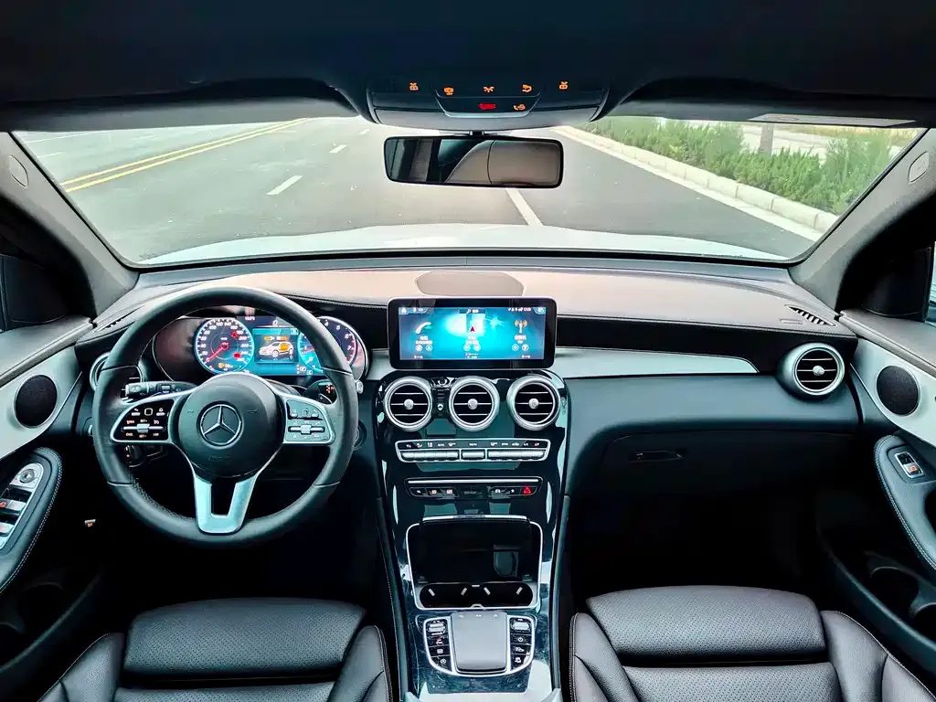 Mercedes-Benz GLC 2022 из CN, фото 8