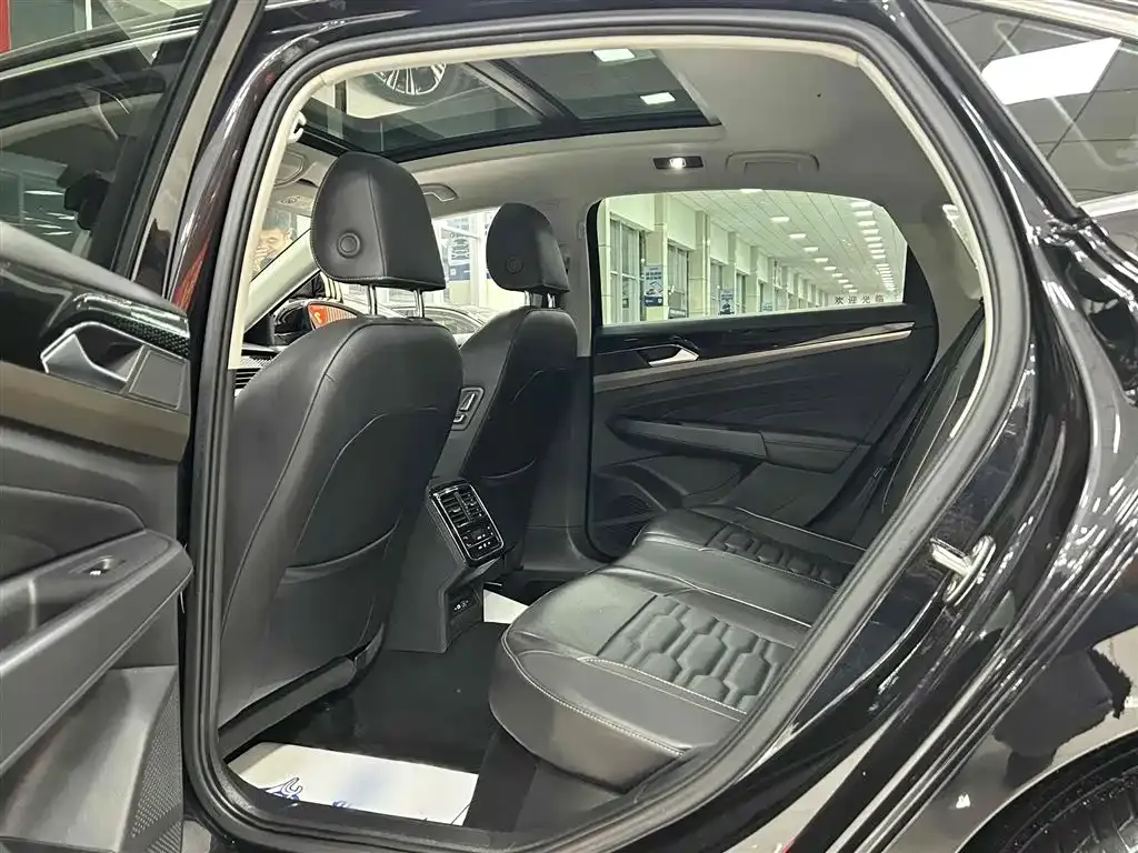 [object Object] Passat 2021 из CN, фото 10