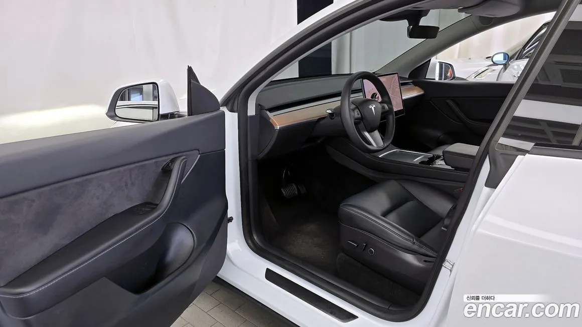 Tesla Model Y 2022 из KR, фото 10