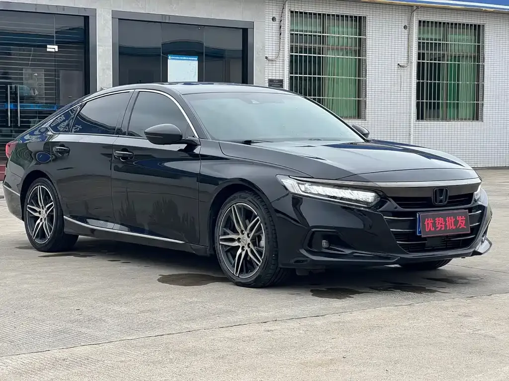 Honda Accord — фото 3
