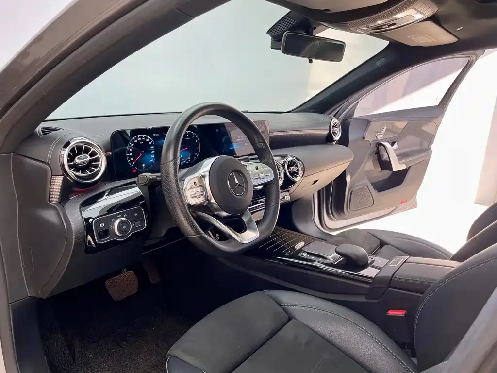 Mercedes-Benz A-Class 2021 из CN, фото 6