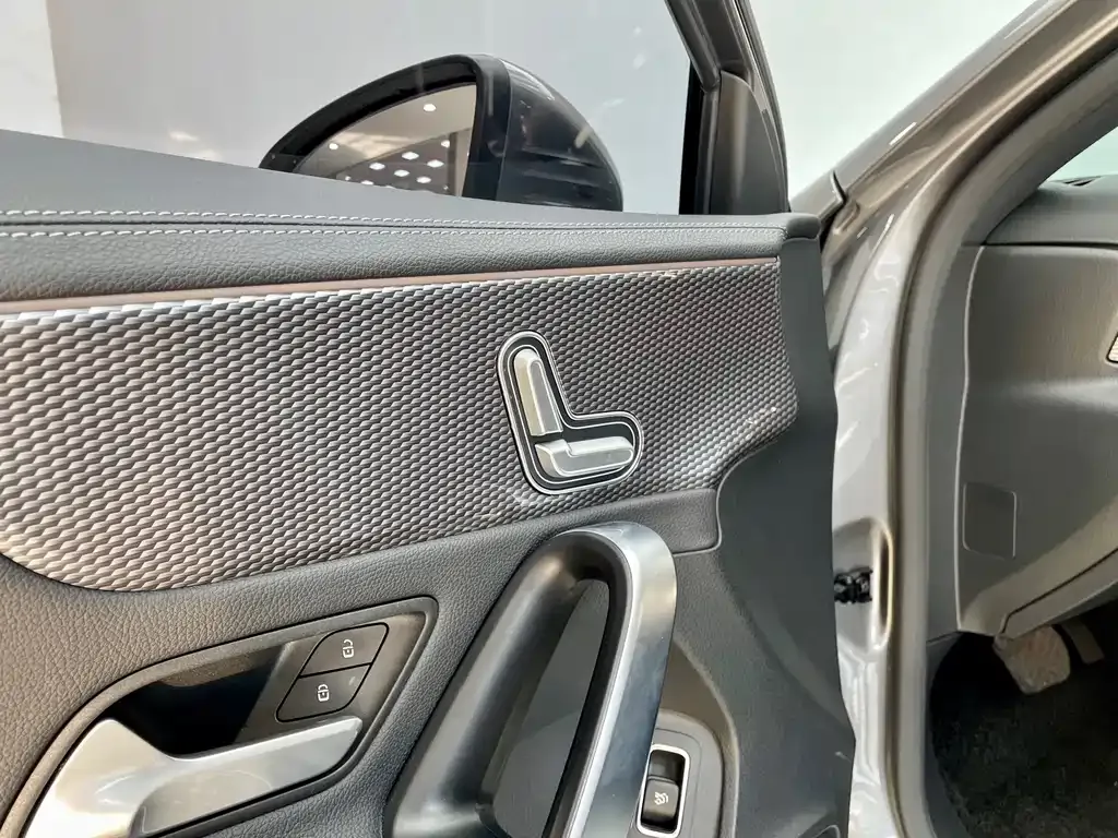 Mercedes-Benz A-Class 2021 из CN, фото 8