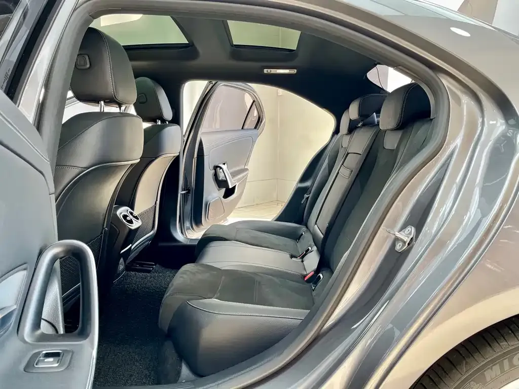 Mercedes-Benz A-Class 2021 из CN, фото 9