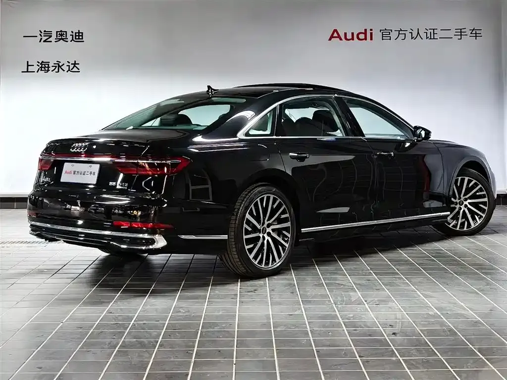 Audi A8 2024 из CN, фото 4