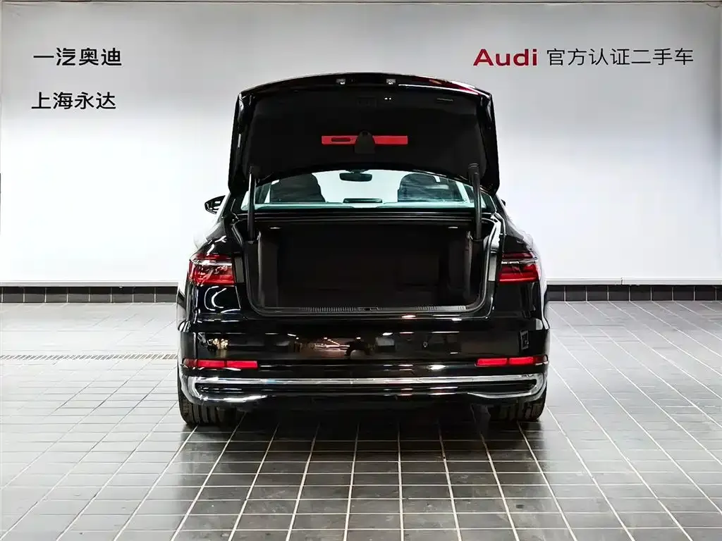 Audi A8 2024 из CN, фото 6