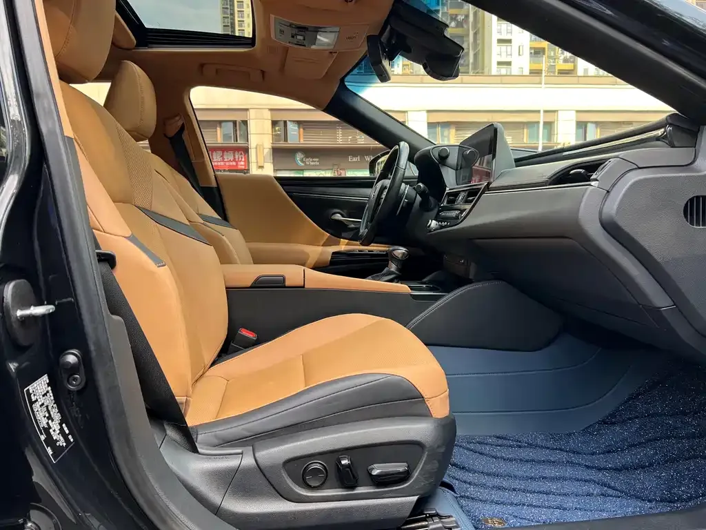 Lexus ES 2023 из CN, фото 7