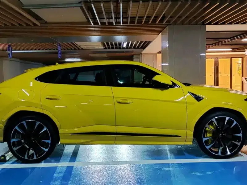 Lamborghini Urus — фото 4