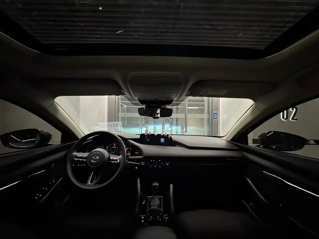 Mazda 3 Axela 2023 из CN, фото 9