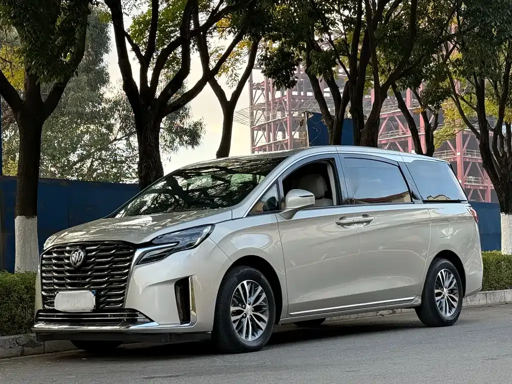 Buick GL8 2022 из CN, фото 1