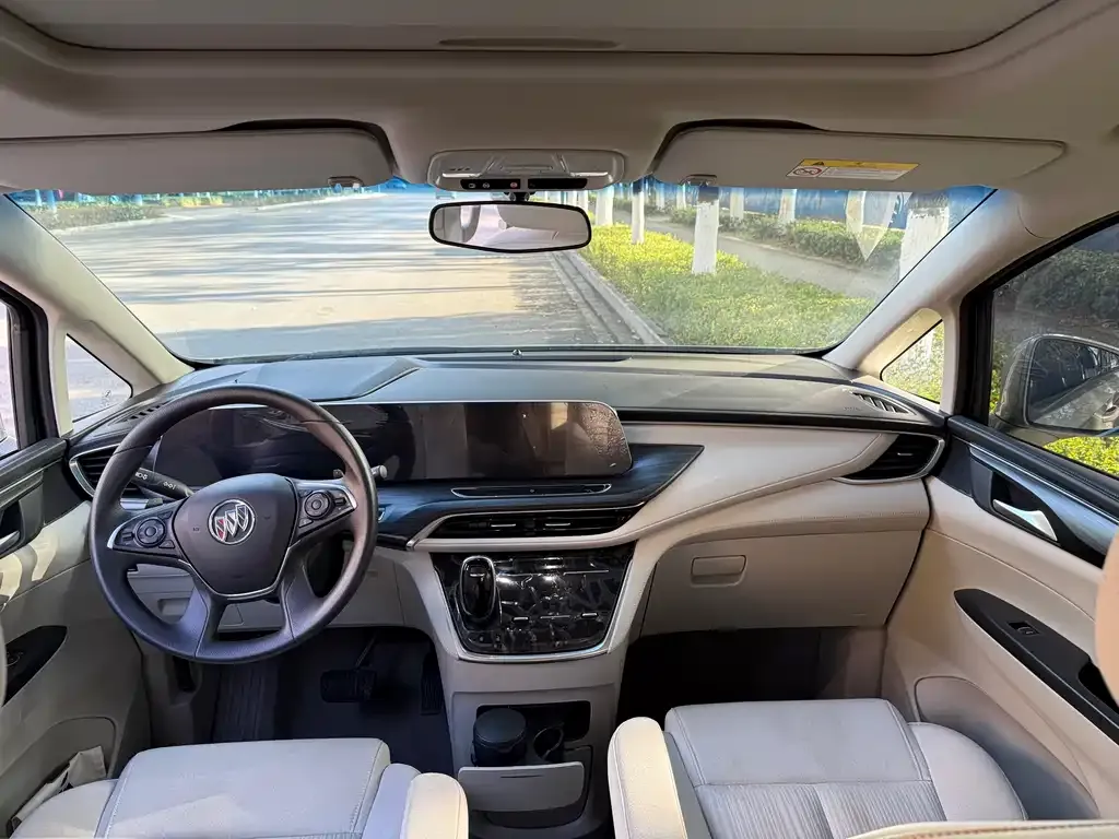 Buick GL8 2022 из CN, фото 10
