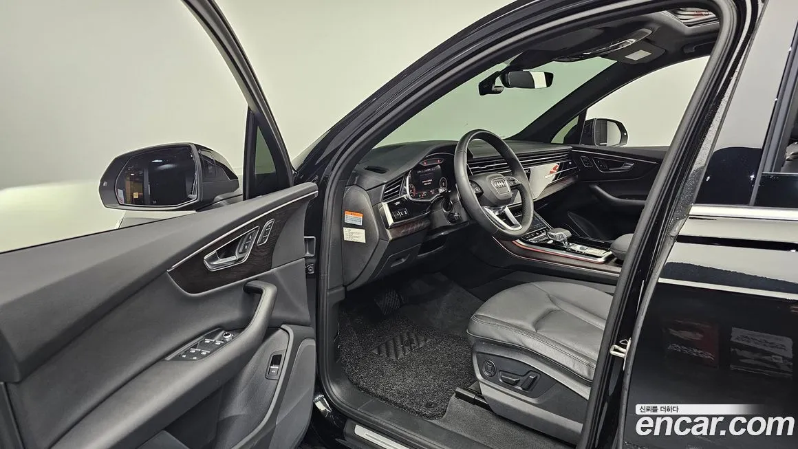 Audi Q7 2022 из KR, фото 10