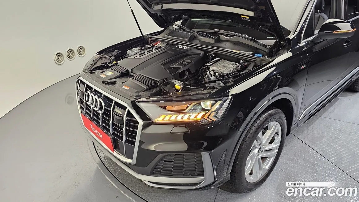 Audi Q7 2022 из KR, фото 6