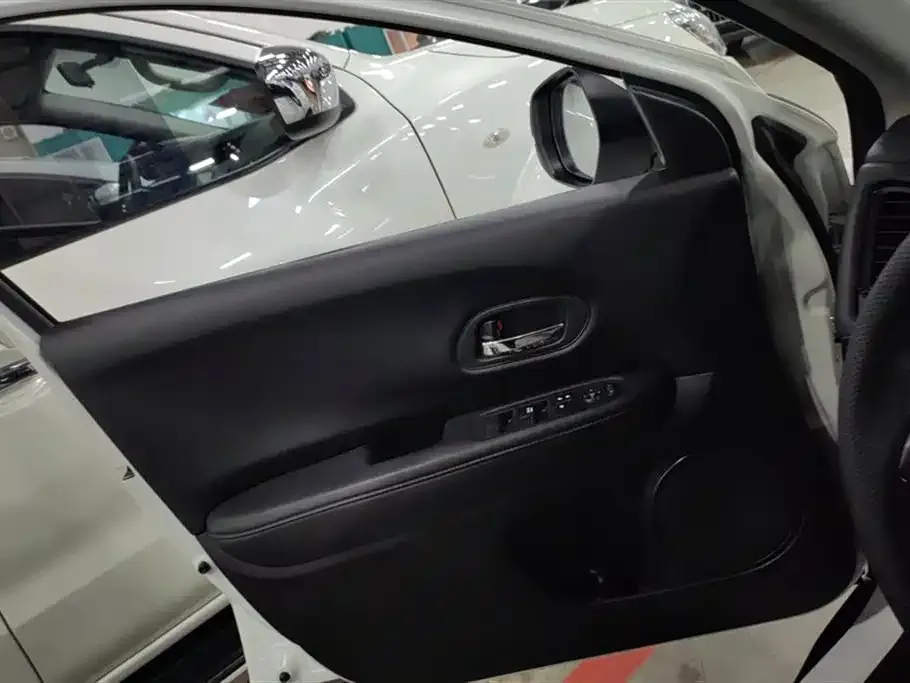 Honda Vezel 2022 из CN, фото 7
