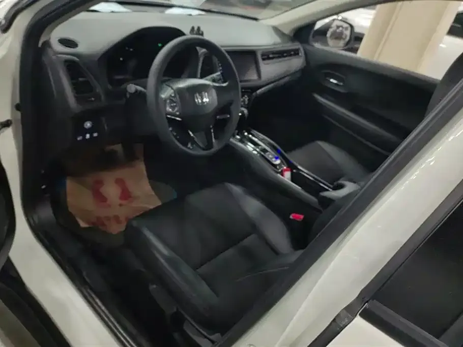 Honda Vezel 2022 из CN, фото 9