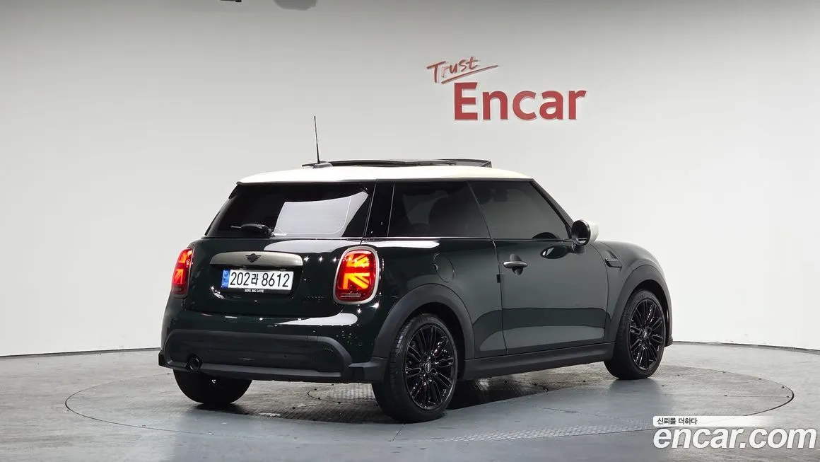 Mini Cooper 2023 из KR, фото 2