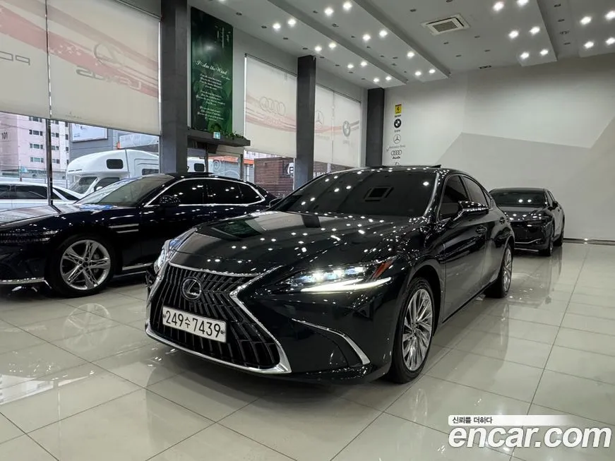 Lexus ES 2025 из KR, фото 1