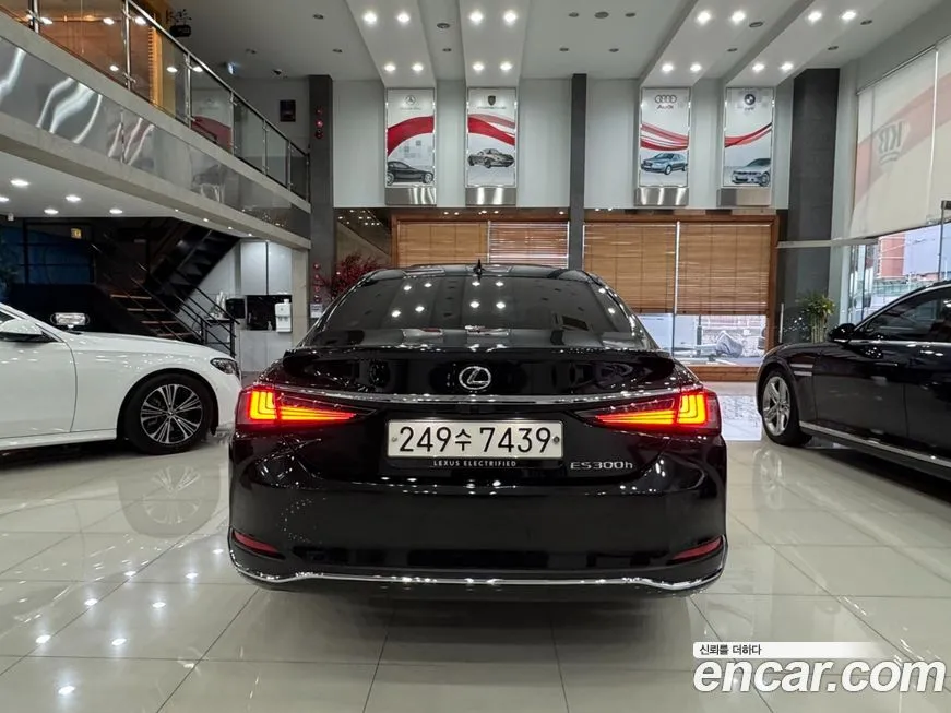 Lexus ES 2025 из KR, фото 4