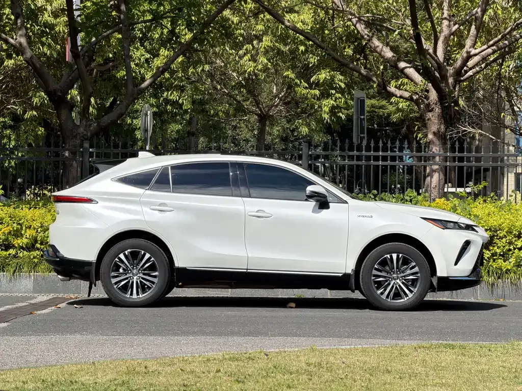 Toyota Venza 2023 из CN, фото 3