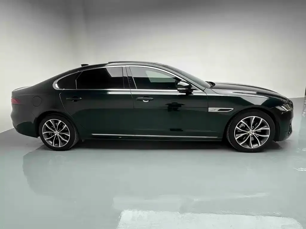 Jaguar XFL 2022 из CN, фото 4