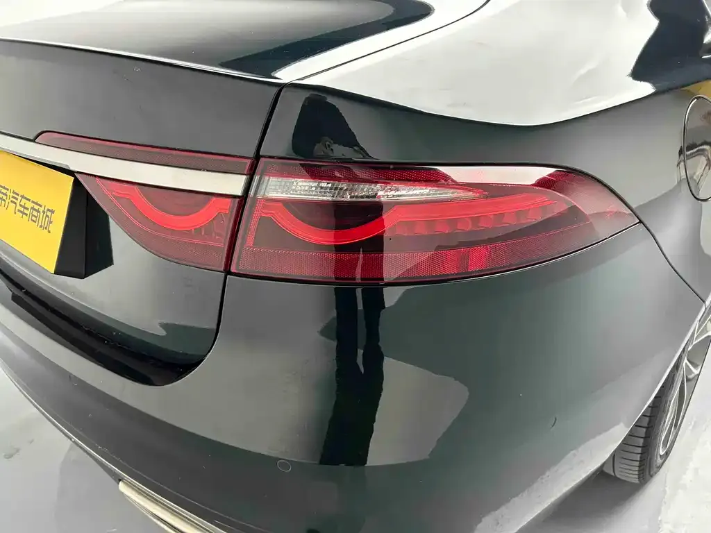 Jaguar XFL 2022 из CN, фото 9