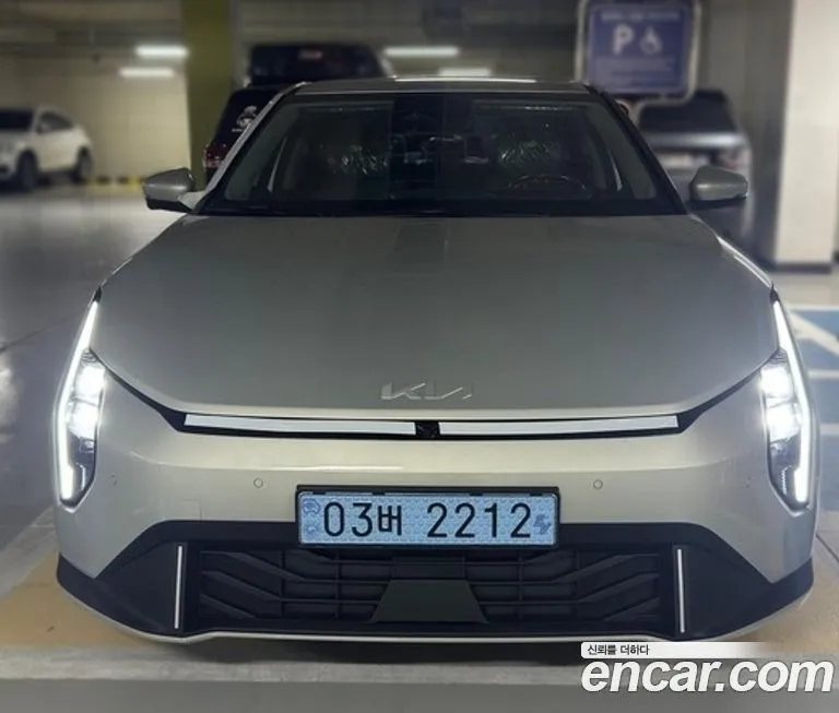 Kia EV4