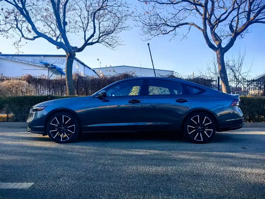 Honda Accord 2023 из CN, фото 2