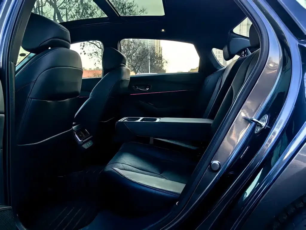 Honda Accord 2023 из CN, фото 9
