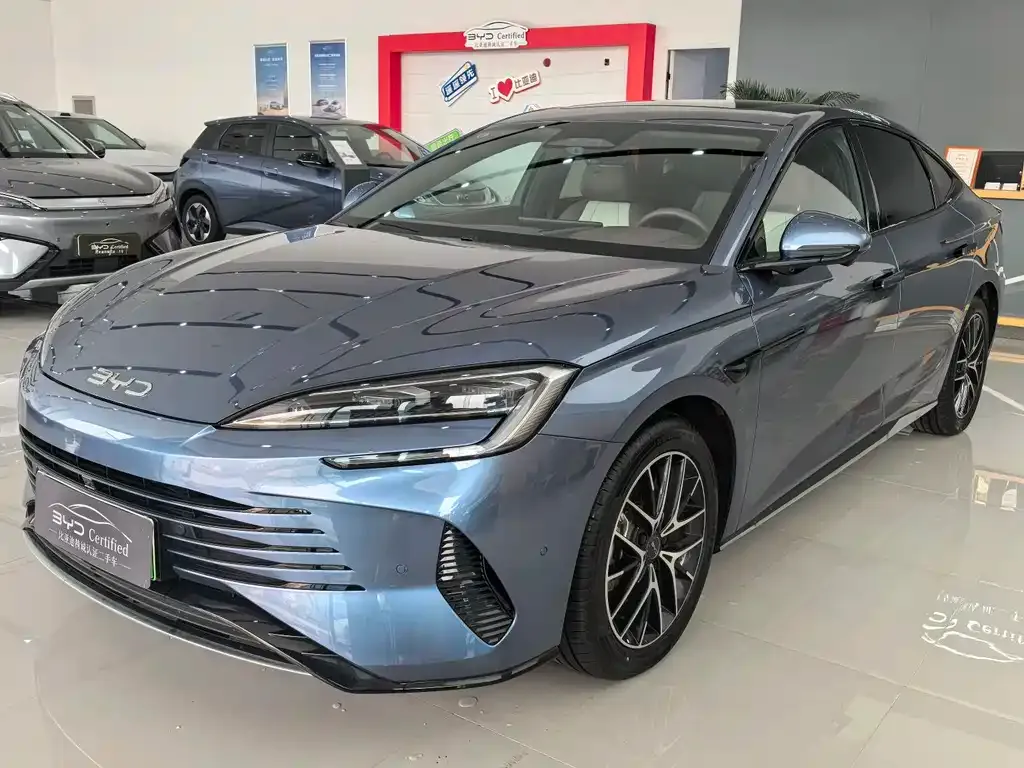BYD Seal 07 DM-i — фото 1