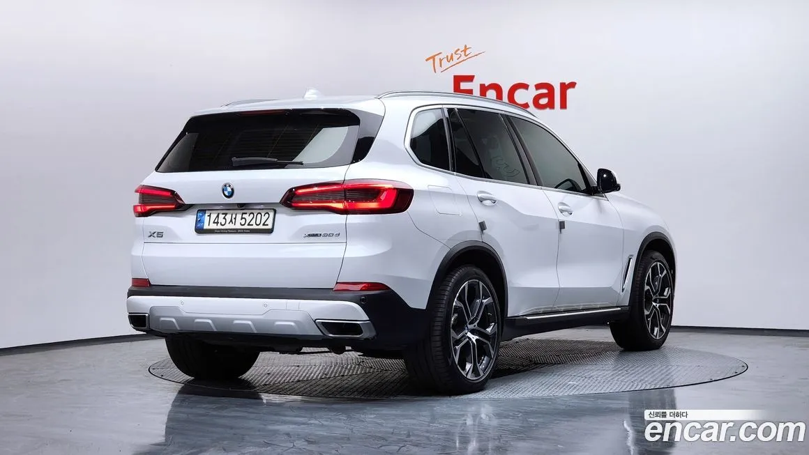 BMW X5 — фото 2