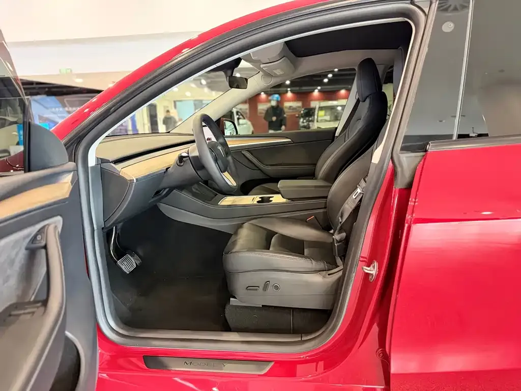 Tesla Model Y 2022 из CN, фото 7
