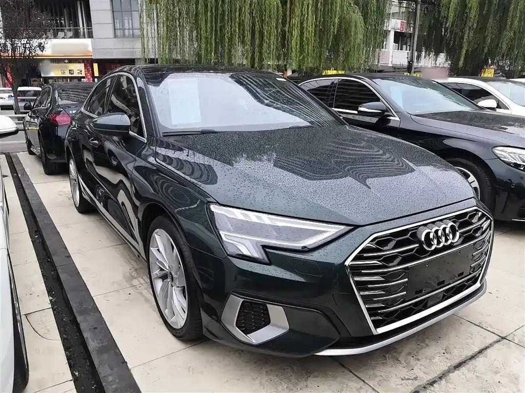 Audi A3 2023 из CN, фото 4