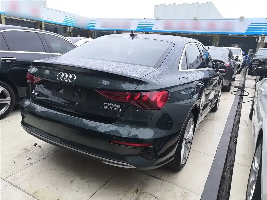 Audi A3 2023 из CN, фото 7