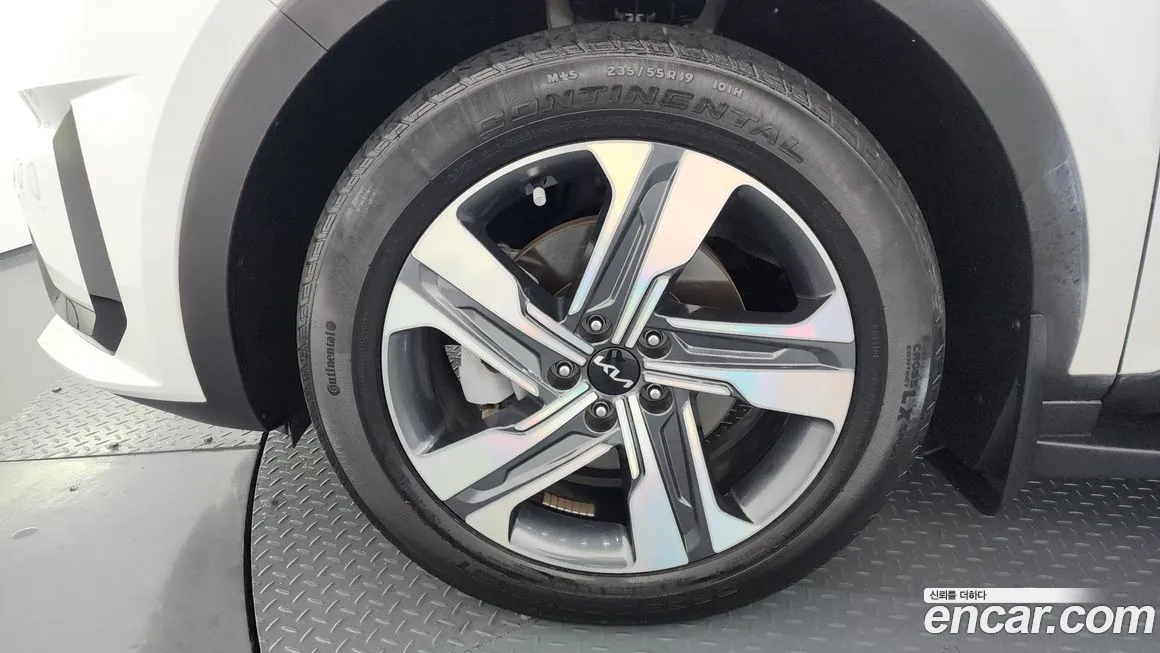 Kia Sorento — фото 5