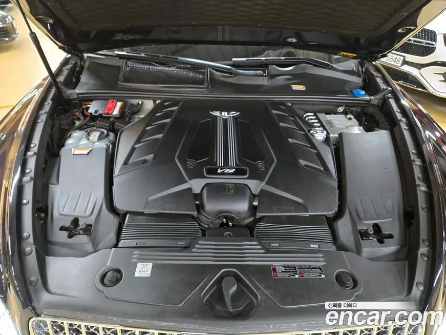 Bentley Bentayga 2021 из KR, фото 3