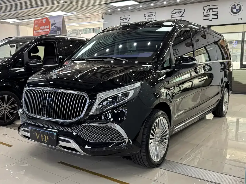Mercedes-Benz V-Class 2022 из CN, фото 2