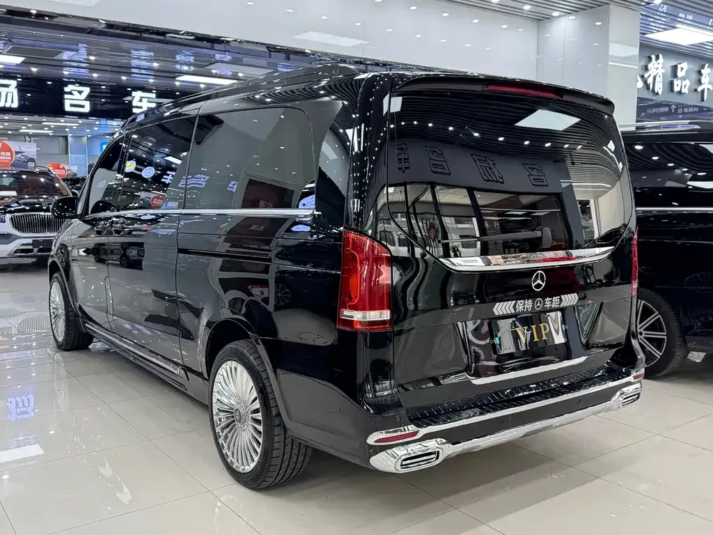Mercedes-Benz V-Class 2022 из CN, фото 5