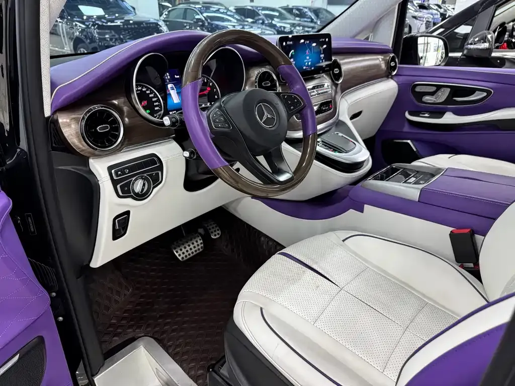 Mercedes-Benz V-Class 2022 из CN, фото 7