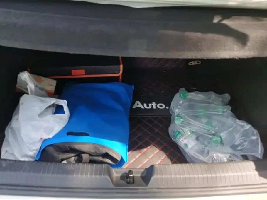 Volkswagen Golf 2021 из CN, фото 4