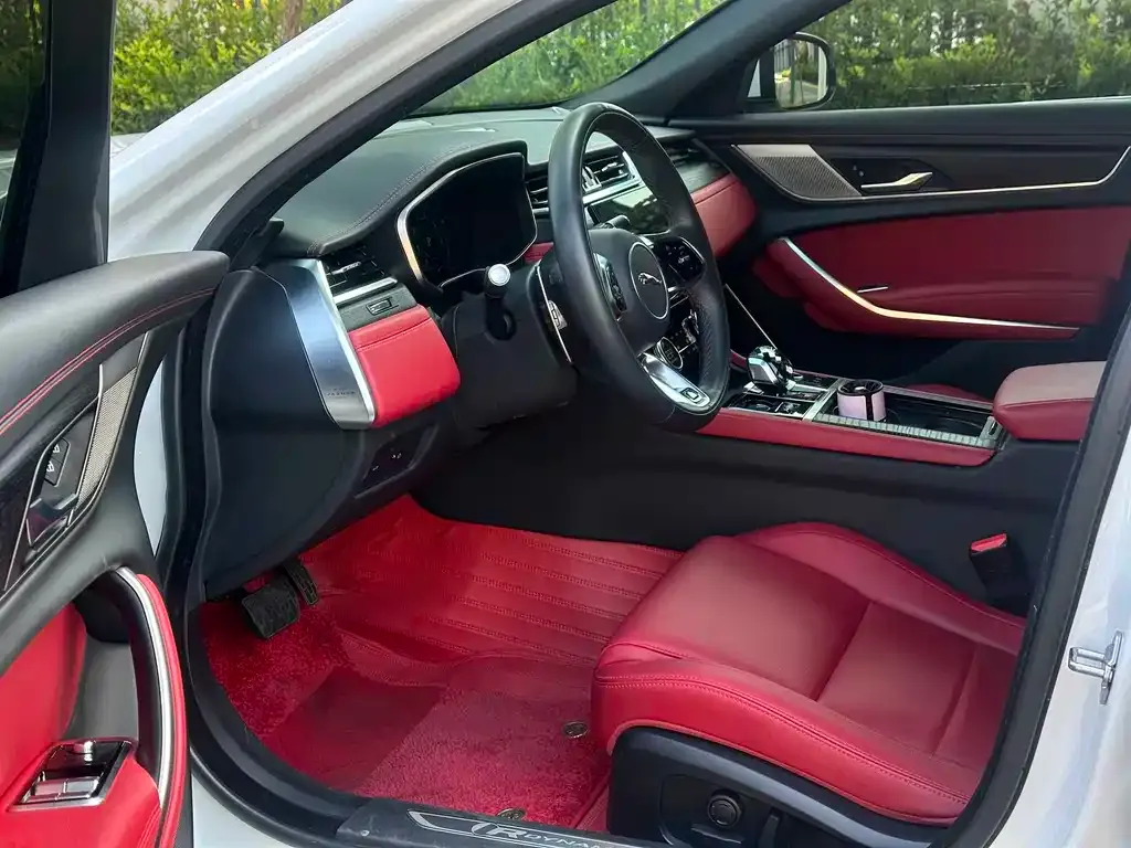 Jaguar XFL 2023 из CN, фото 6