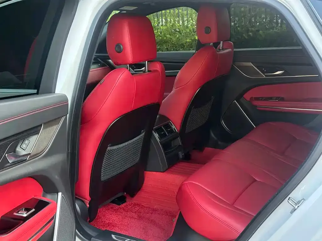 Jaguar XFL 2023 из CN, фото 7