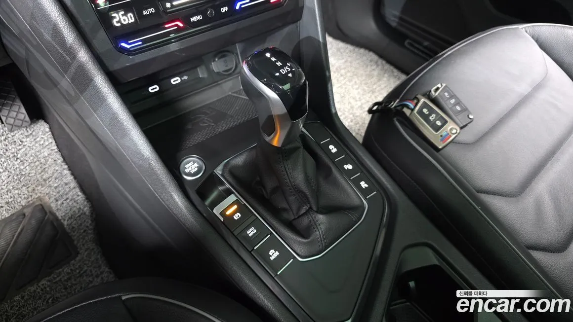 Volkswagen Tiguan — фото 9