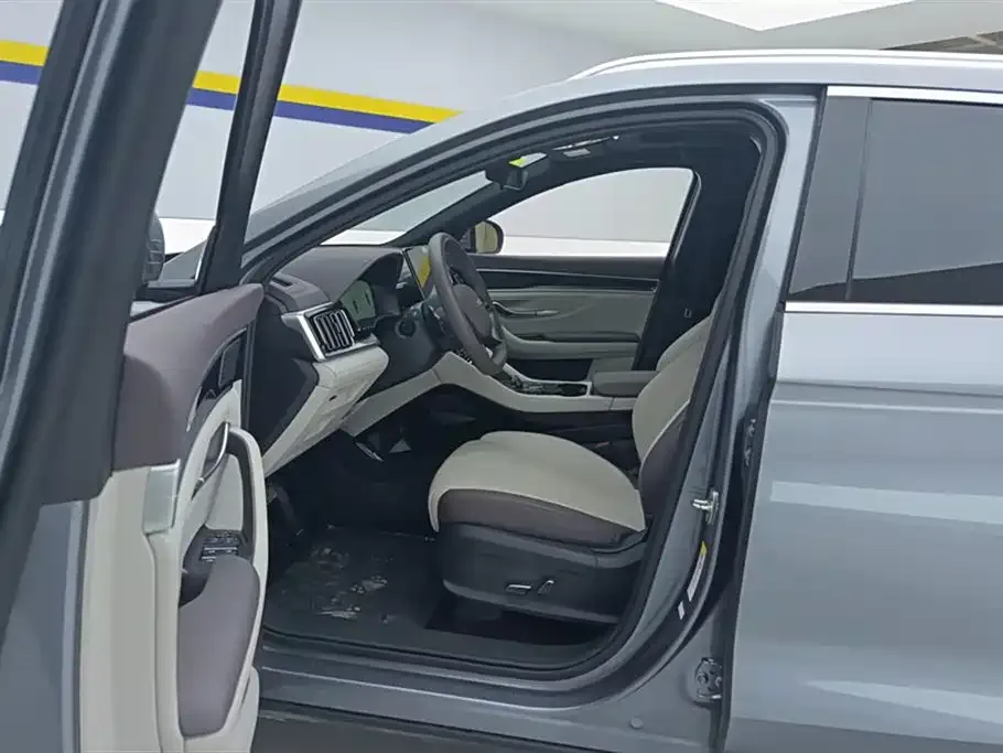 BYD PLUS New Energy 2025 из CN, фото 9