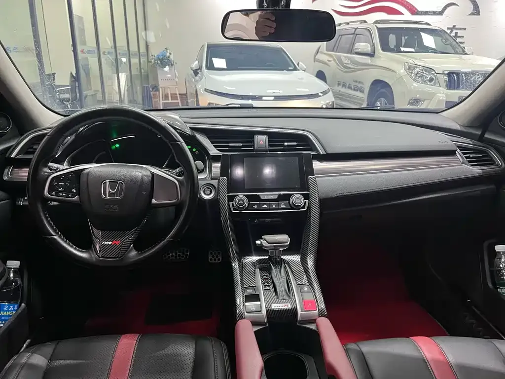 Honda Civic — фото 10