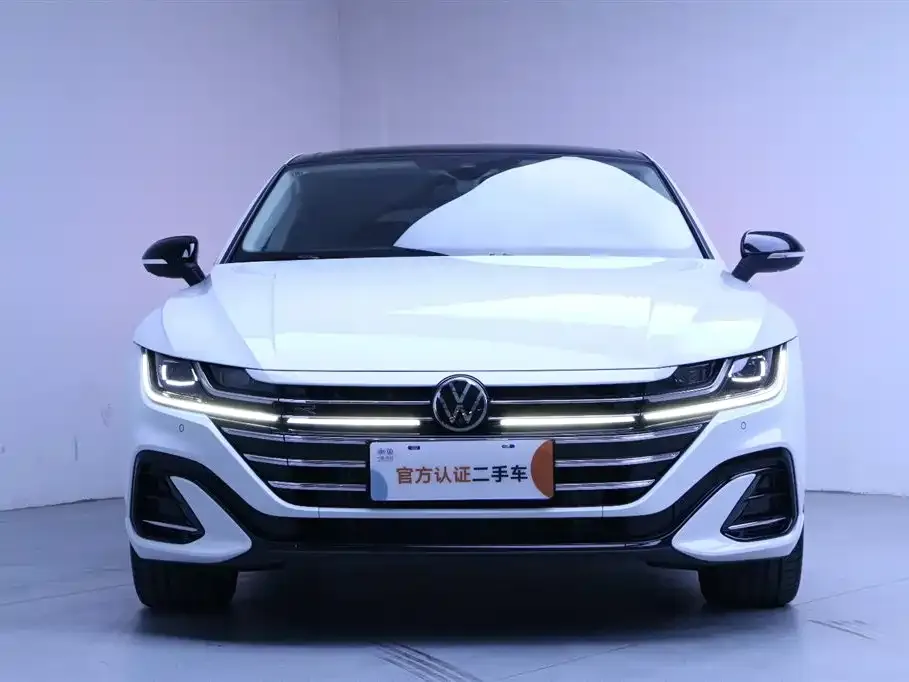 Volkswagen CC 2023 из CN, фото 2