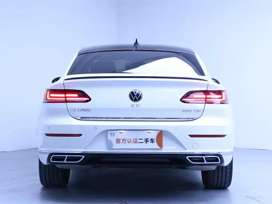 Volkswagen CC 2023 из CN, фото 3