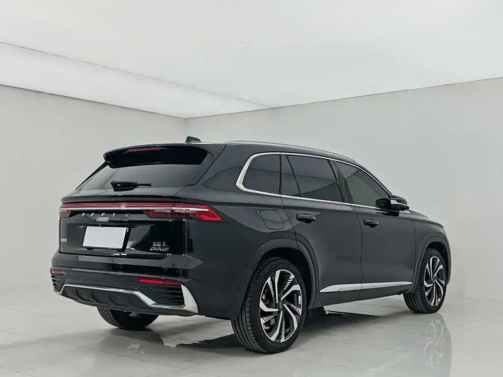 Geely Xingyue L — фото 4