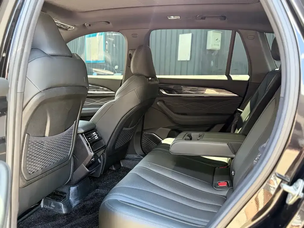 Geely Xingyue L 2024 из CN, фото 9