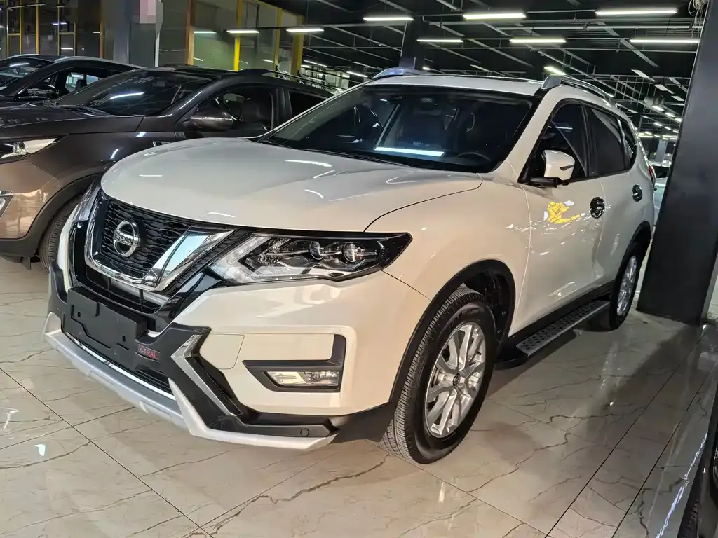 Nissan X-Trail 2021 из CN, фото 1
