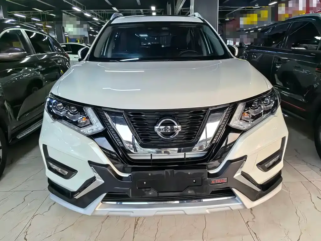 Nissan X-Trail 2021 из CN, фото 2
